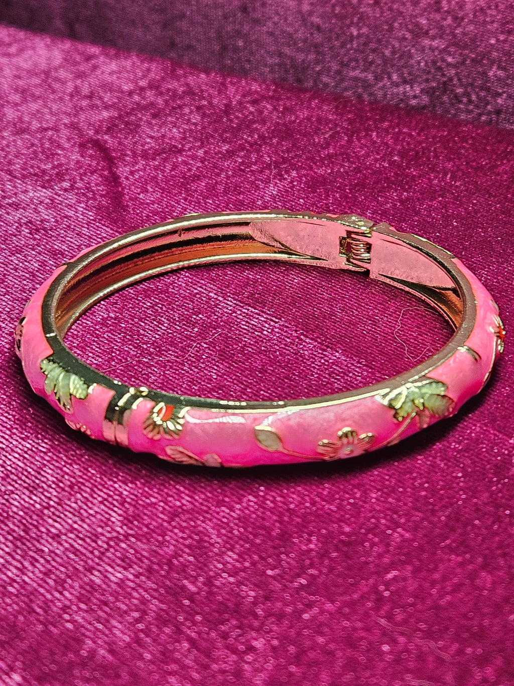 Hot Pink Enamel Floral Hinged Bangle Bracelet | Gold Tone with Green & White Flower Detail