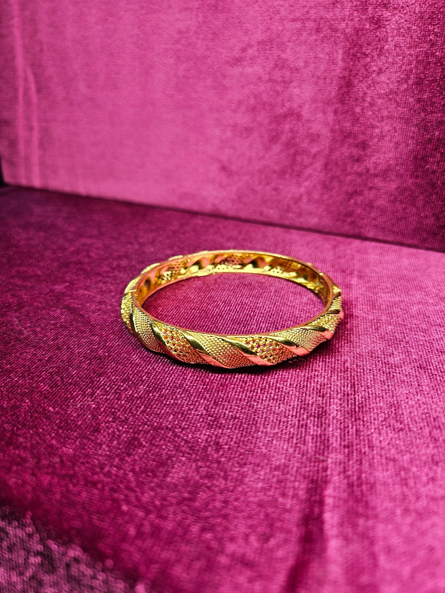 24K Gold Plated Dubai Style Twisted Rope Bangle | Caviar Texture Hinged Bracelet
